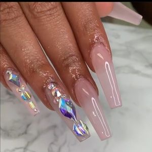 Meet your Posher, Chanel